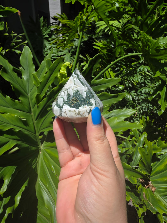 Moss Agate Diamond • China