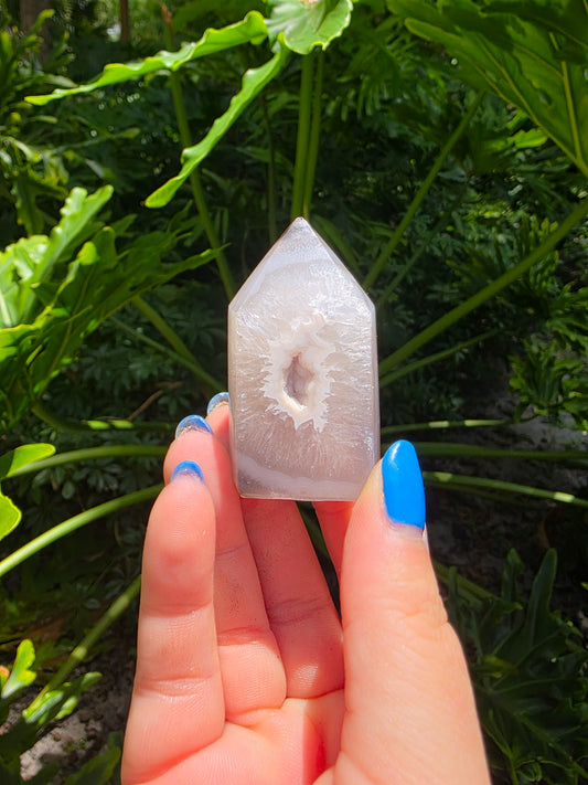 Moonseed Portal – Mini Druzy Agate Tower