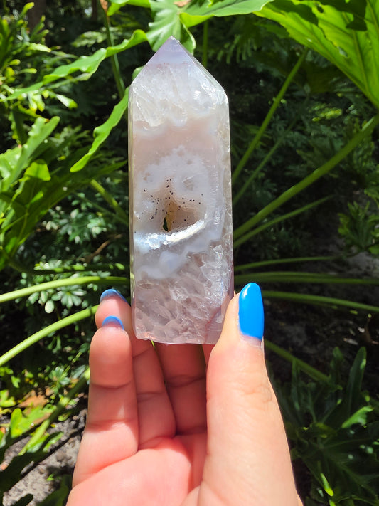 Twilight Drift – Druzy Agate Tower