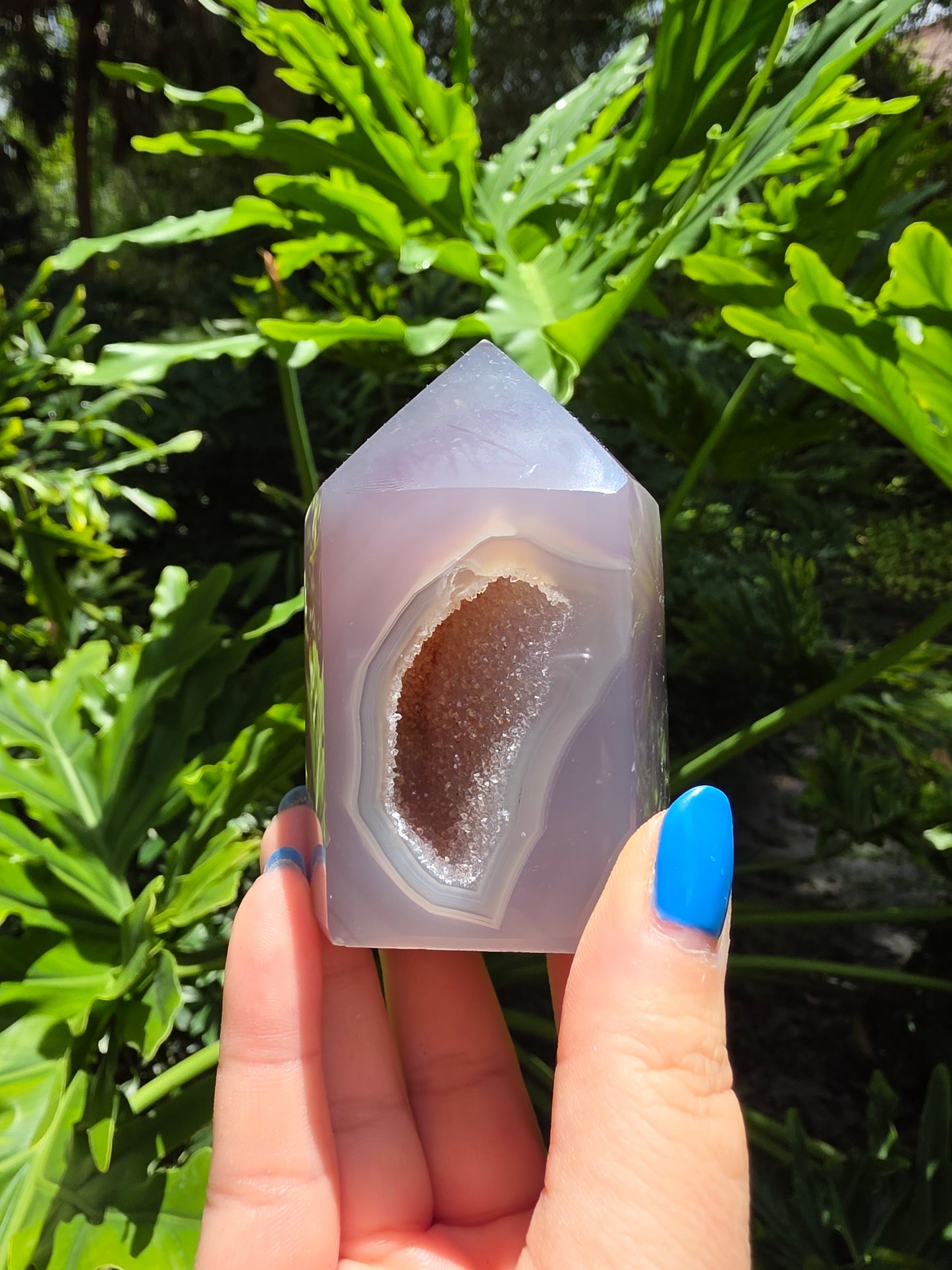 Velvet Hollow – Druzy Agate Tower