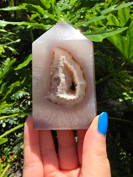 Petalcore – Druzy Agate Tower