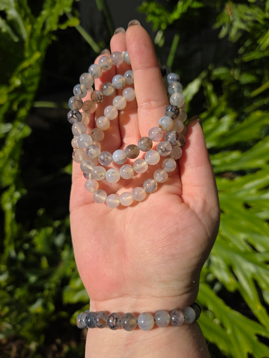 Twilight Bind – Dragon’s Vein Agate Bracelet [8mm]