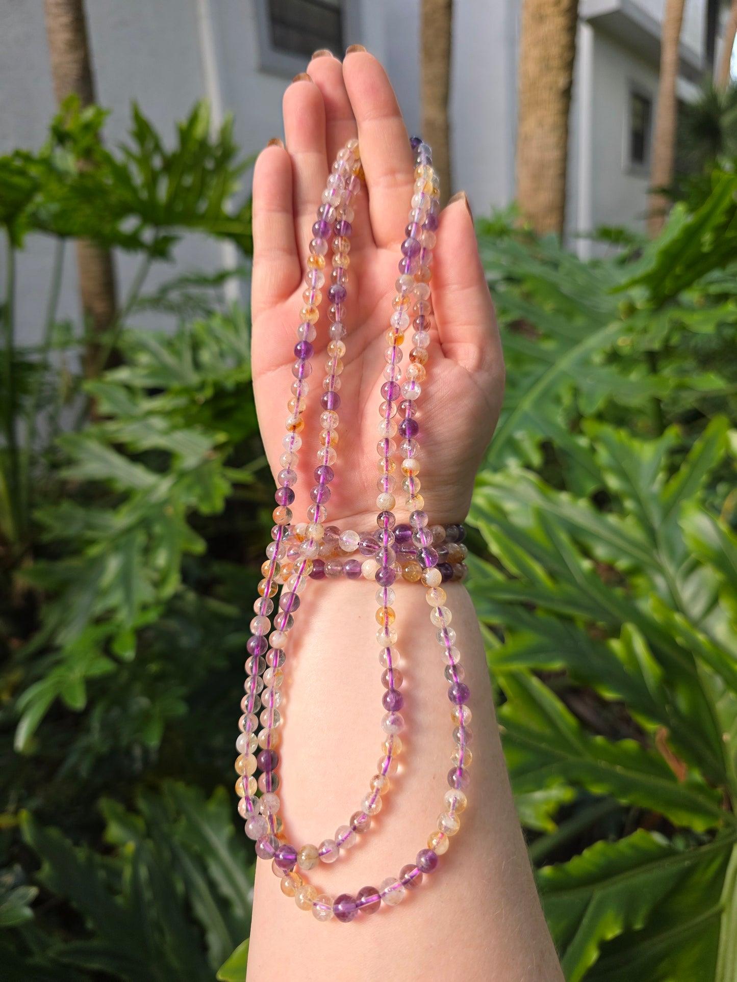Golden Triangle Harmony 3-Circle Beaded Bracelet [8mm]