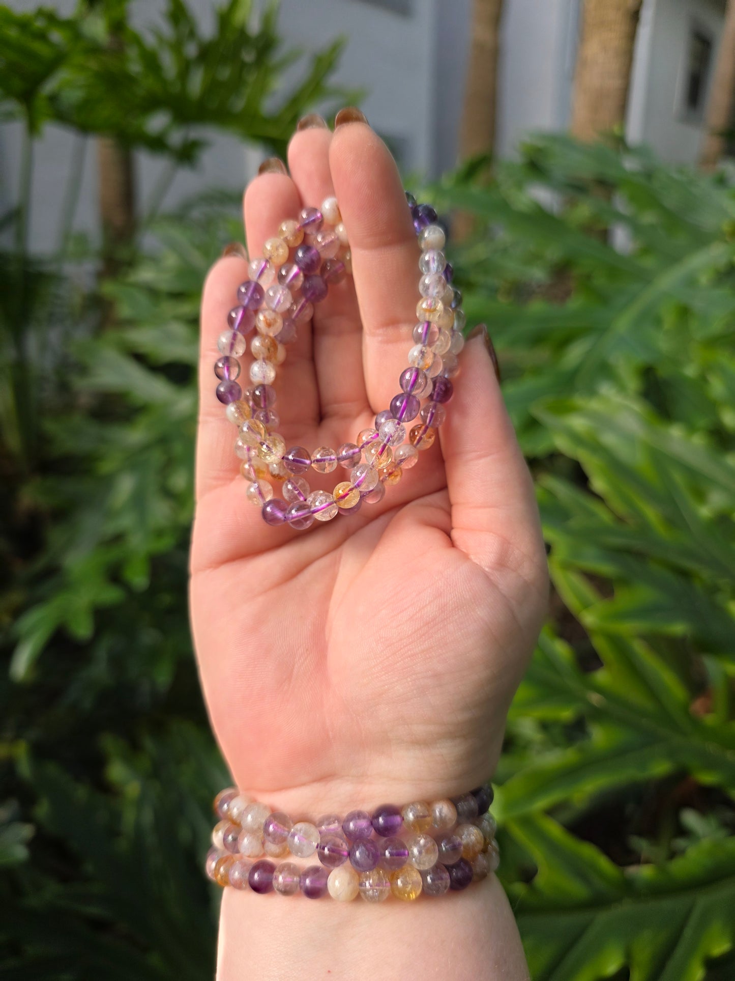 Golden Triangle Harmony 3-Circle Beaded Bracelet [8mm]