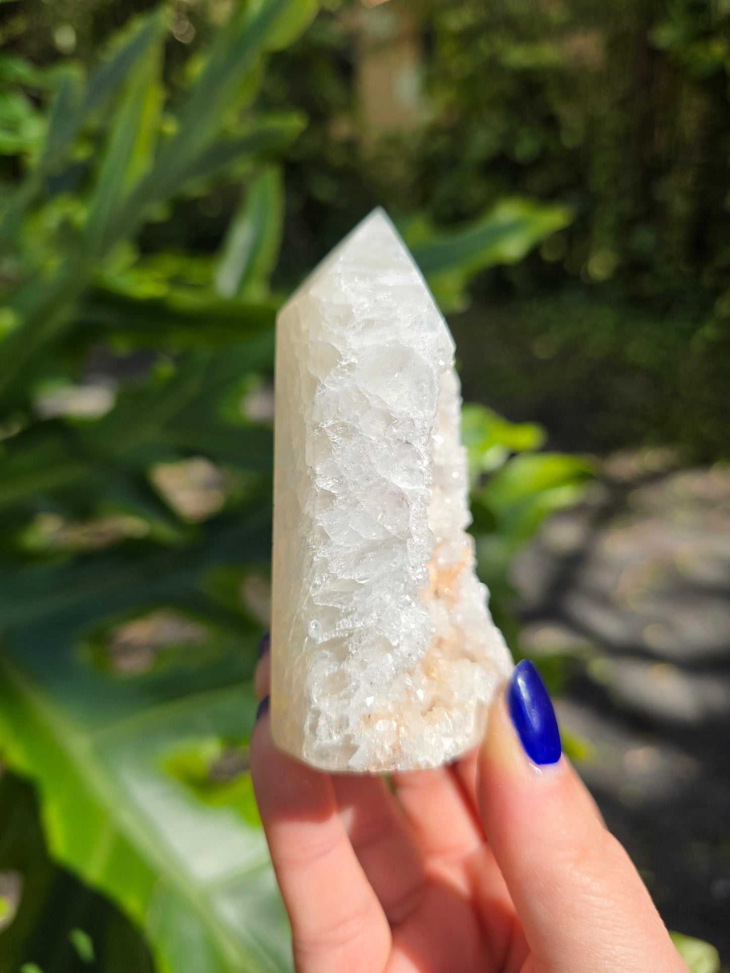 Quartz Druzy Tower • Brazil