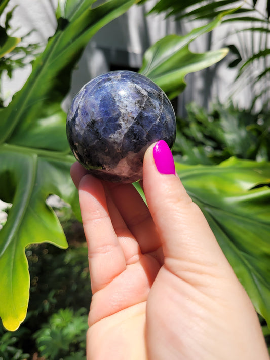 Iolite Sphere [A]